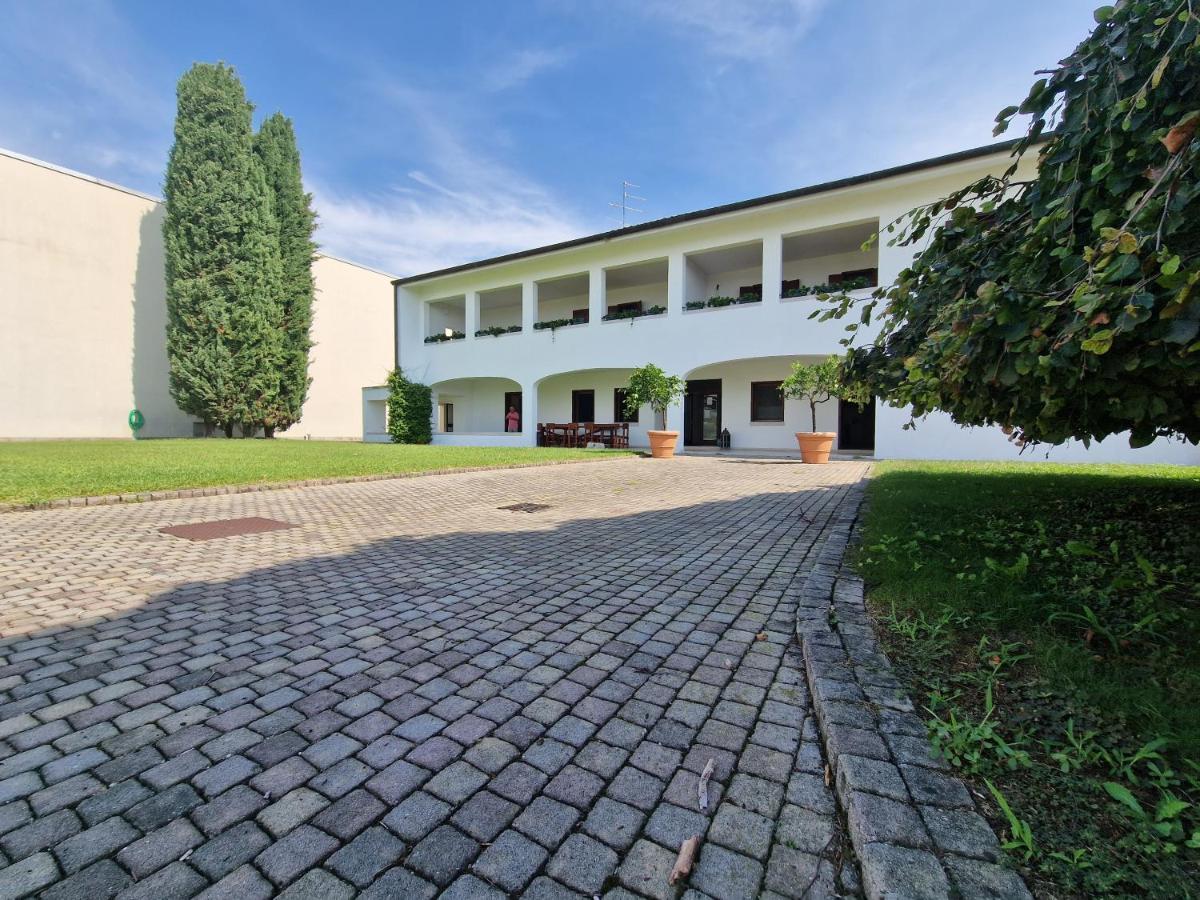 B&B Borgo Tesis Spilimbergo Exterior photo